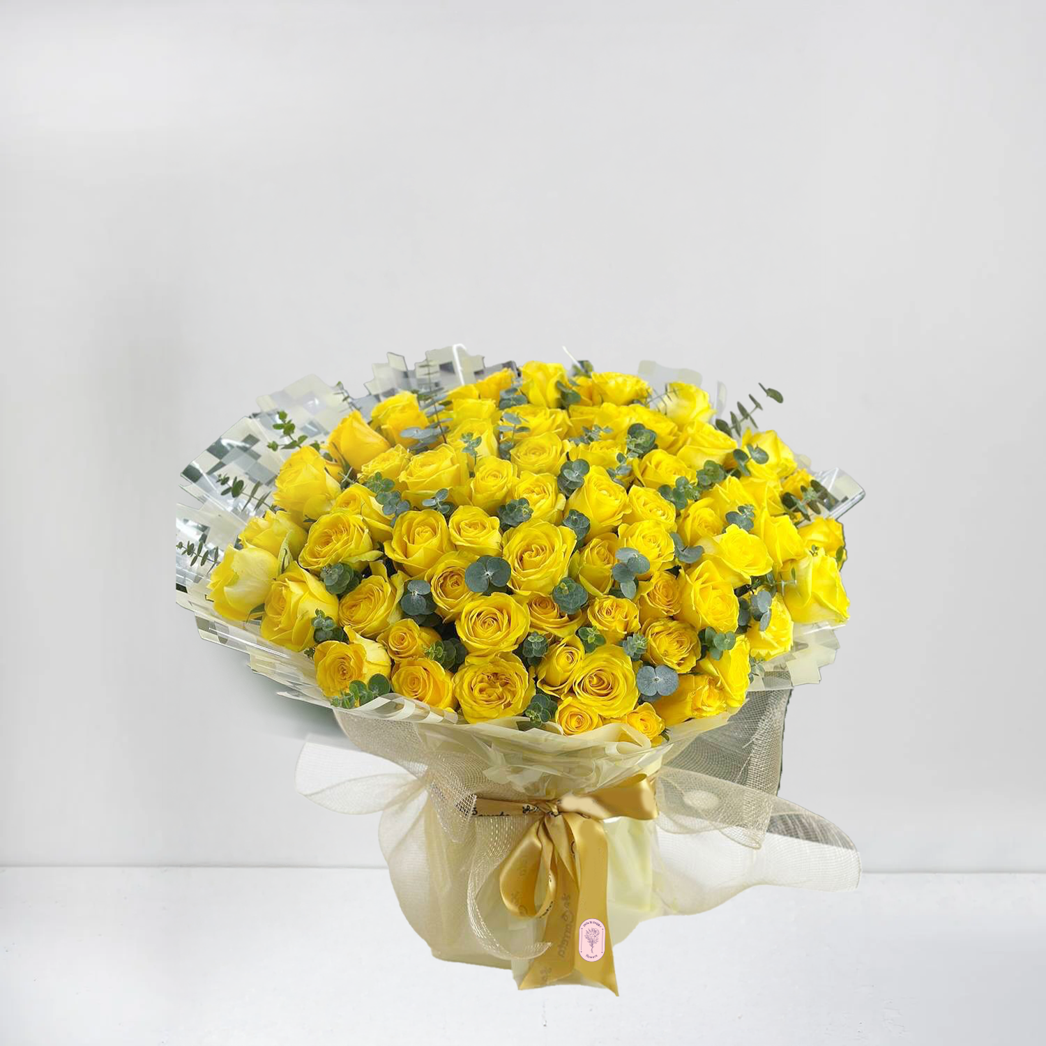 Luxury Yellow Roses Bouquet